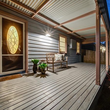 Whispering Pines Cottages Wentworth Falls Exteriör bild