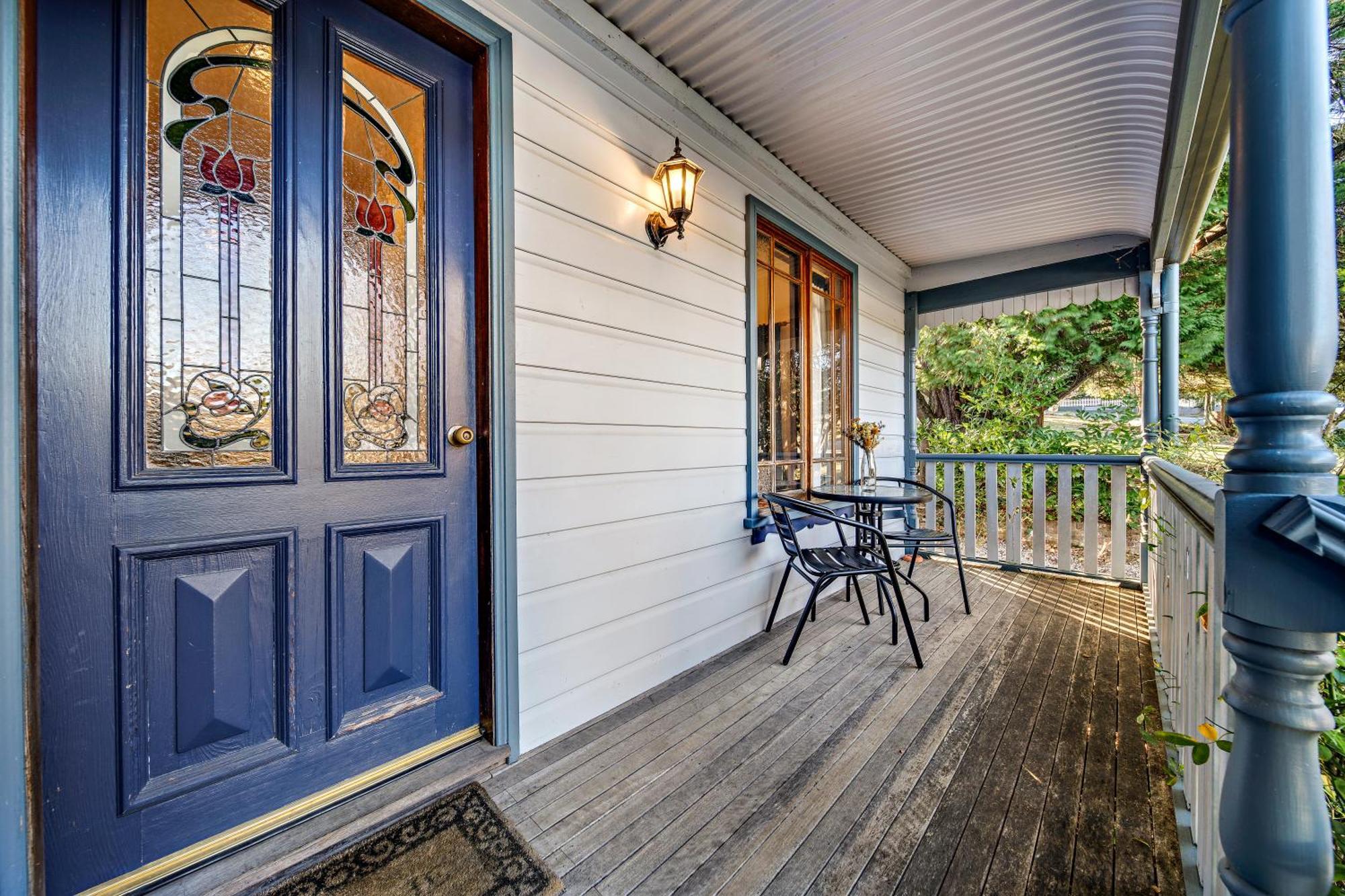 Whispering Pines Cottages Wentworth Falls Rum bild