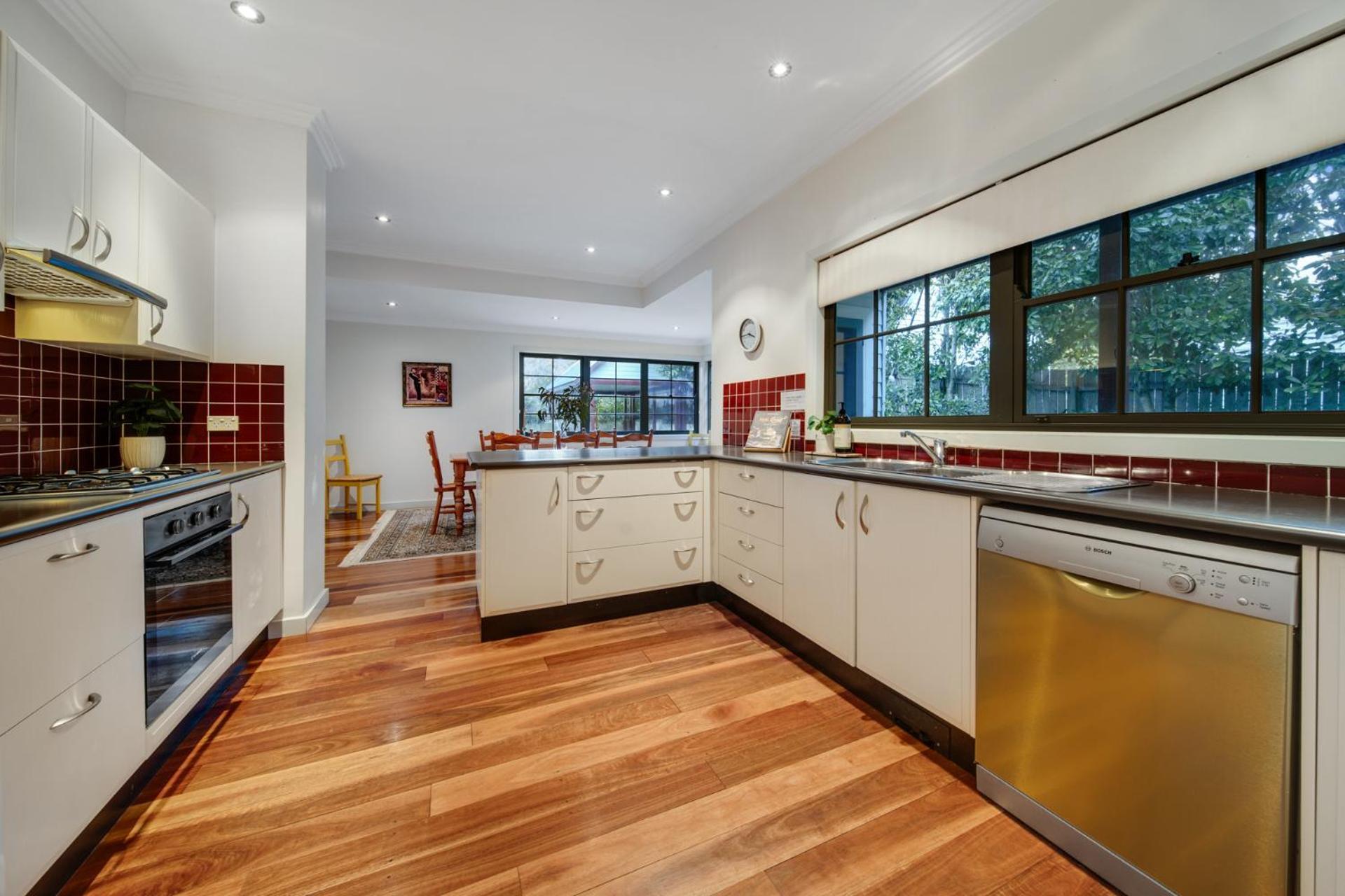 Whispering Pines Cottages Wentworth Falls Rum bild