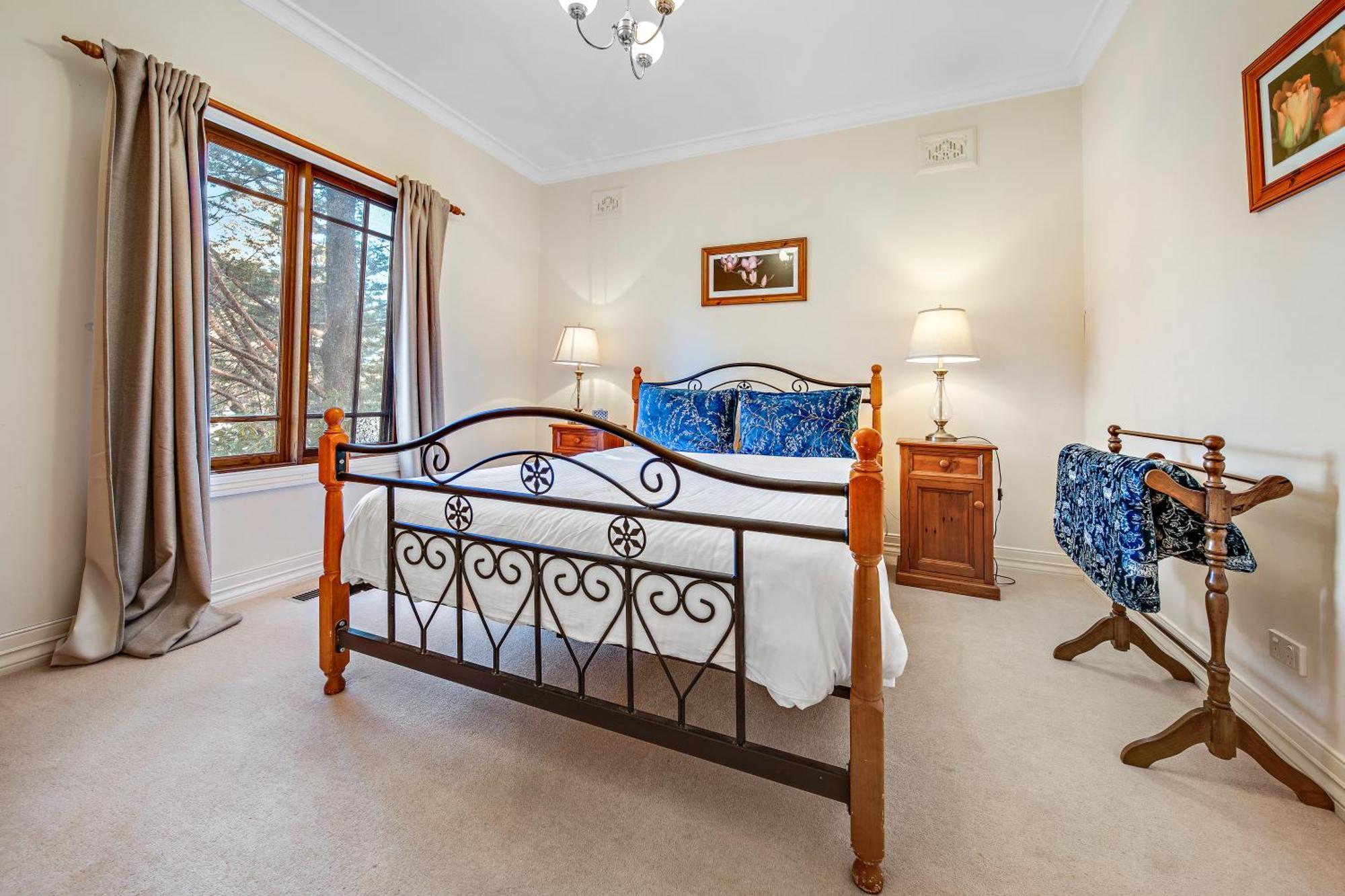 Whispering Pines Cottages Wentworth Falls Rum bild